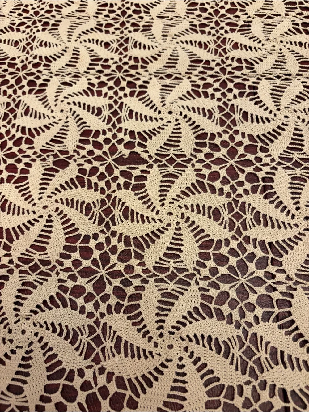 Vintage Tan/cream lace table cloth approx 88x62 inches